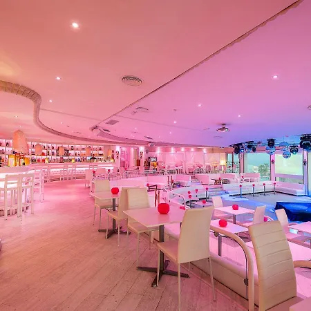 On Oceanfront Adults Designed Hotel 4*