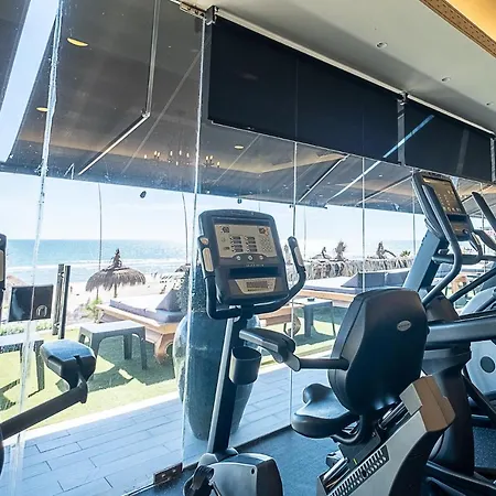 On Oceanfront Adults Designed 4*