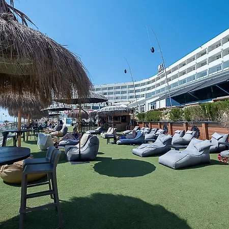 On Oceanfront Adults Designed Hotel 4*
