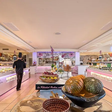 On Oceanfront Adults Designed 4* מטלסקנס