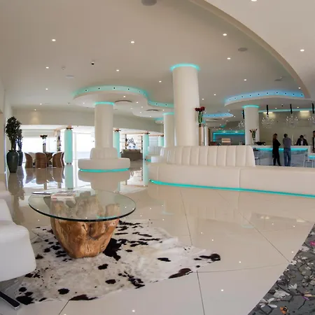 מלון On Oceanfront Adults Designed 4*