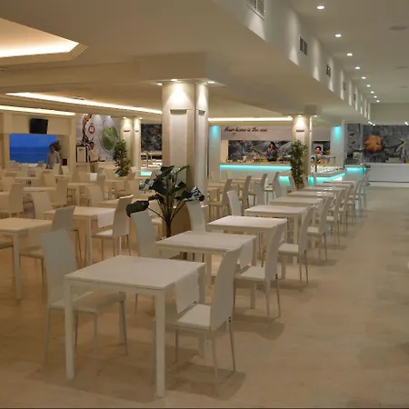 Otel On Oceanfront Adults Designed Matalascañas