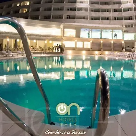 On Oceanfront Adults Designed Otel