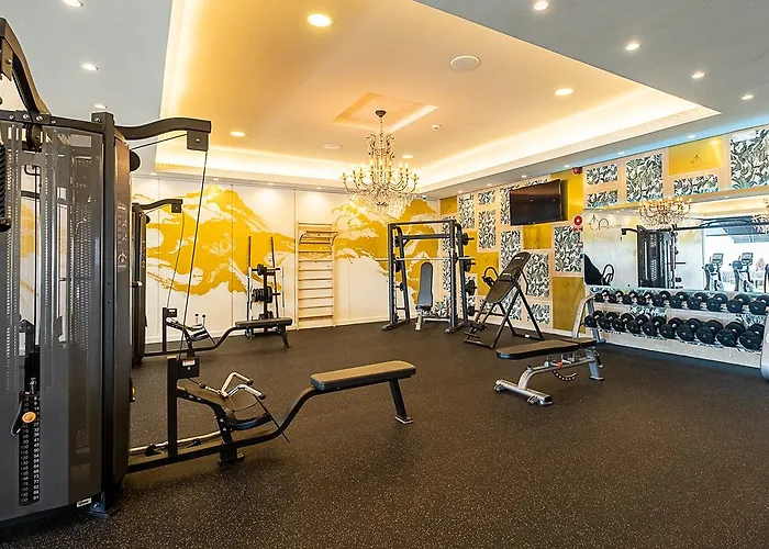 On Oceanfront Adults Designed מלון