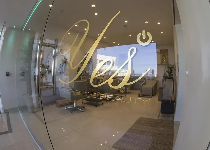 On Oceanfront Adults Designed מטלסקנס