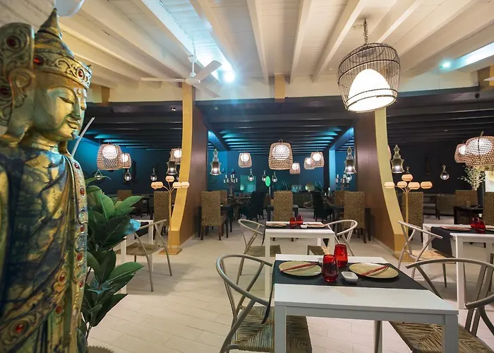 On Oceanfront Adults Designed מטלסקנס