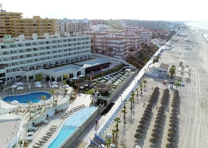 On Oceanfront Adults Designed מלון מטלסקנס